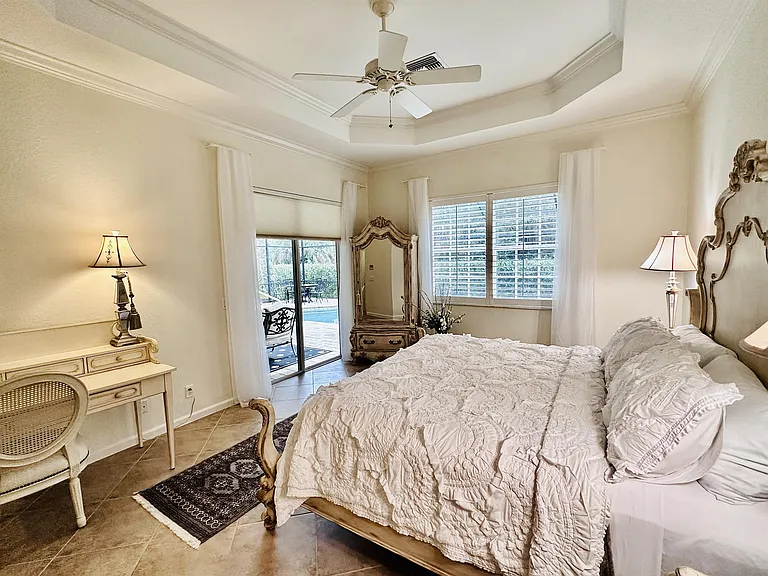 16152 Parque Ln — Photo 15
