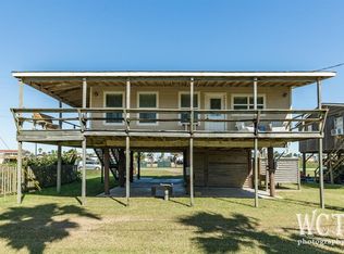 1115 Surf Ave, Surfside Beach, TX 77541