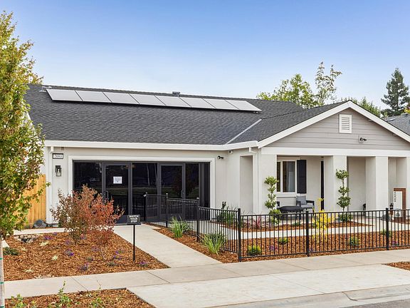 2684 Wesley Way Front Exterior