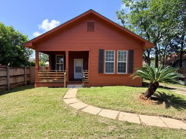 508 Forrest St, Baytown, TX 77520