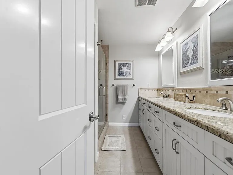 48 Antigua Ct — Photo 30
