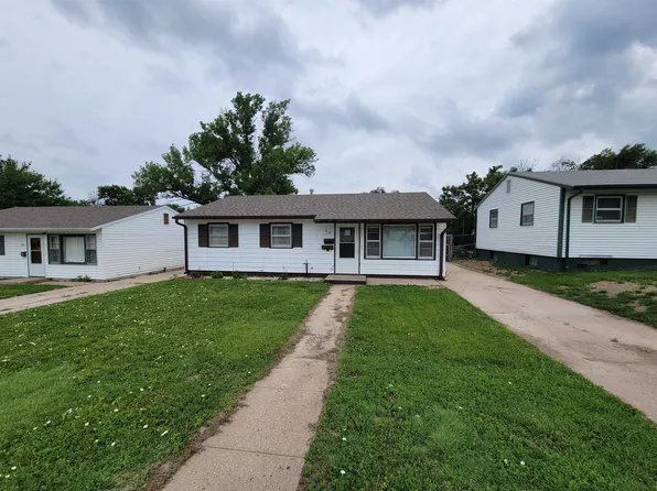 914 W L St, McCook, NE 69001