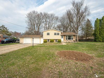 8872 Woodside Dr, Temperance, MI, 48182