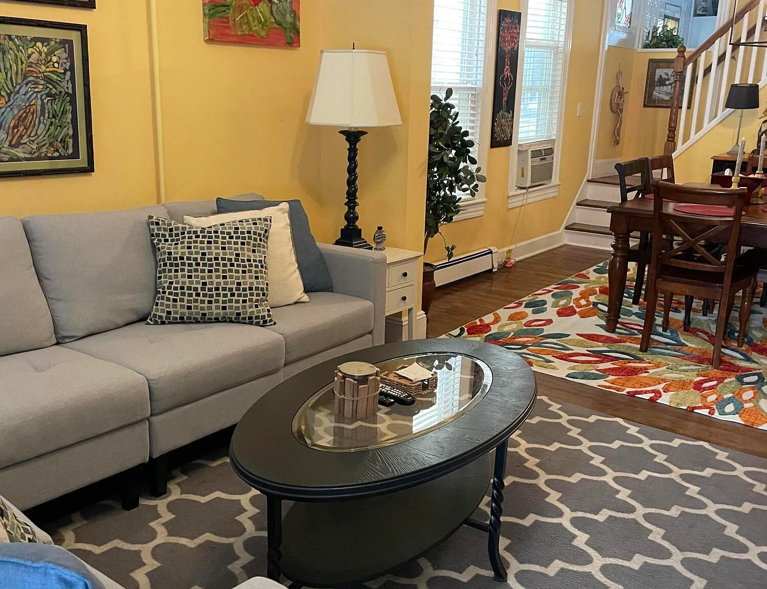3 bed, 1268 sqft, $2,400 — Photo 3