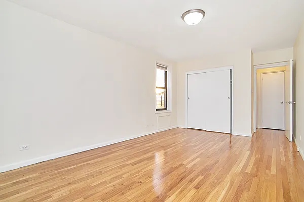 Rented by Living New York | media 12