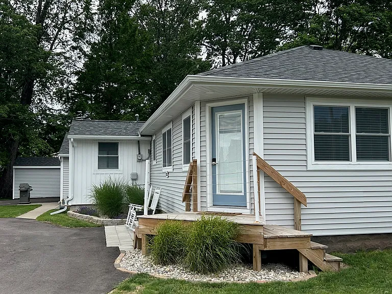 17091 W Spring Lake Rd — Photo 16