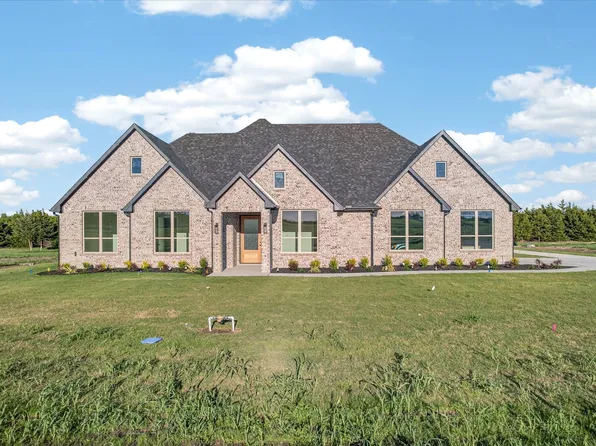 325 Soto Dr, Celeste, TX 75423