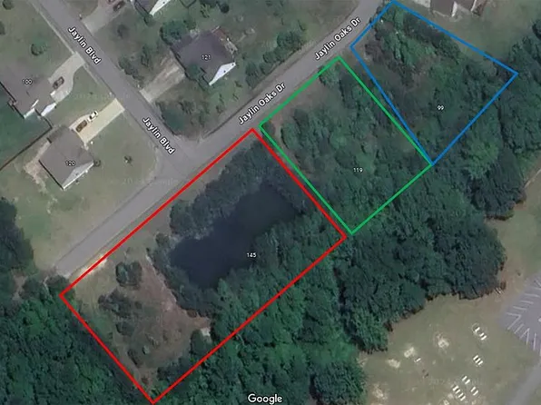 145 Jaylin Oaks Dr, Spring Lake, NC 28390