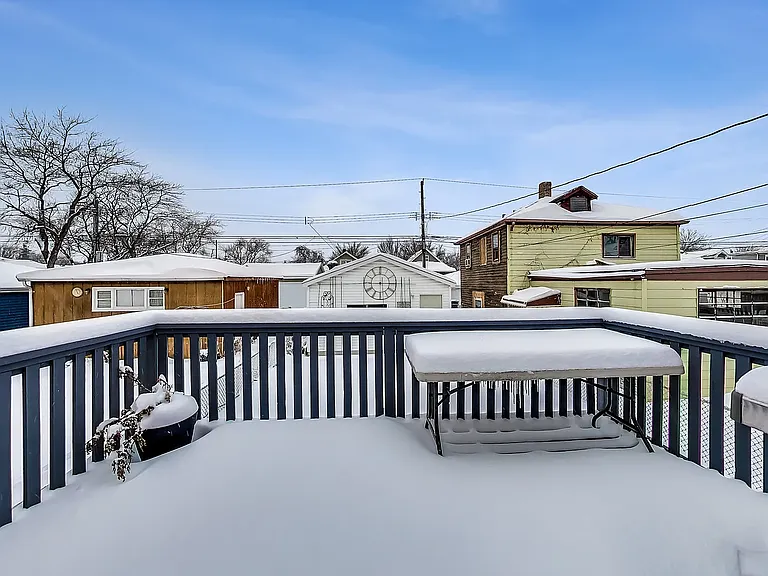 5150 W Winona St — Photo 4