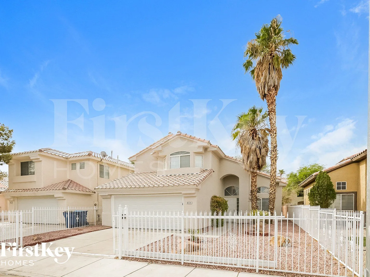 3 bed, 2.5 bath, 1557 sqft, $2,260 — Photo 2