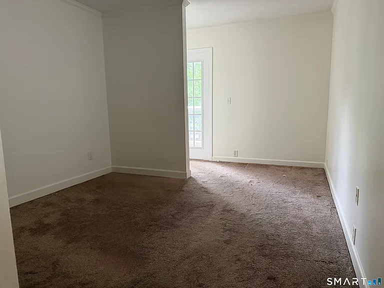 213 Old Pond Ln #213 — Photo 11