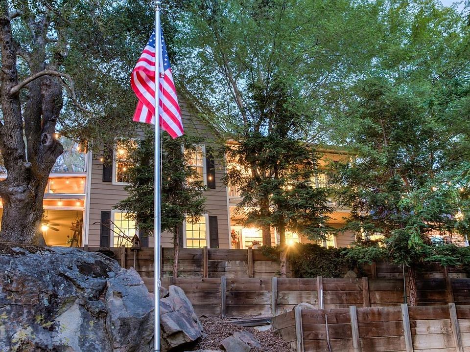 2nd image of 29873 Deer Trail Ln