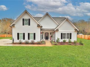 528 Elder Rd, Winder, GA 30680