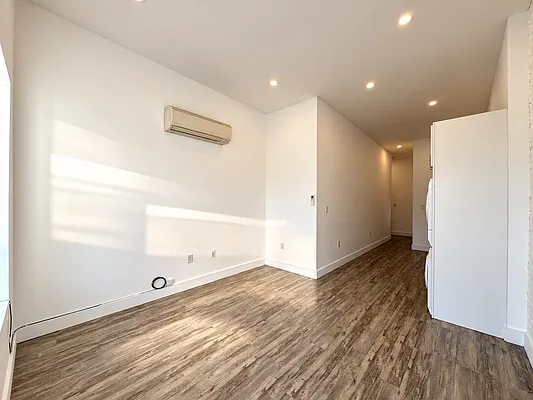 Living room, photo 3