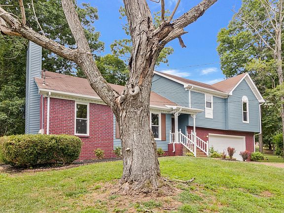 2nd image of 3405 Country Ridge Dr