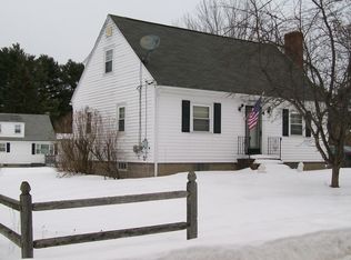 4 Hewey St, Lisbon, ME 04252