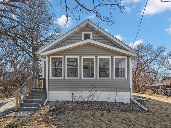 427 E Bell Ave, Des Moines, IA 50315