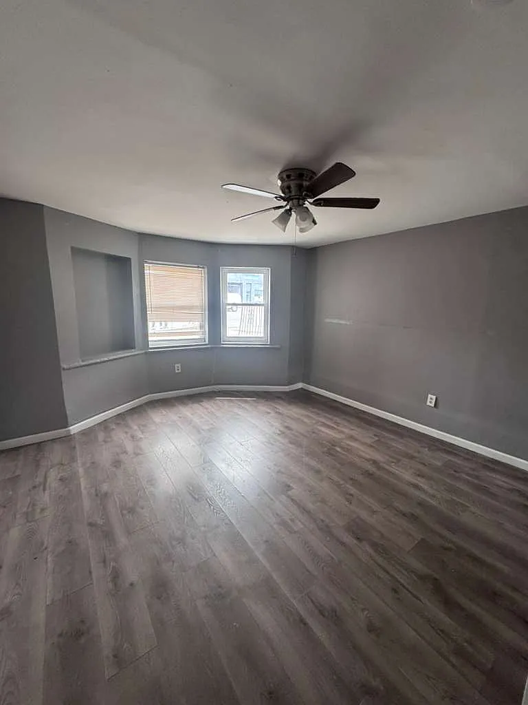 Building Photo - 501 Kennedy Blvd #1