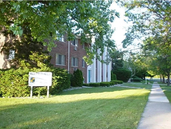 Woodruff House Apartments — Photo 8