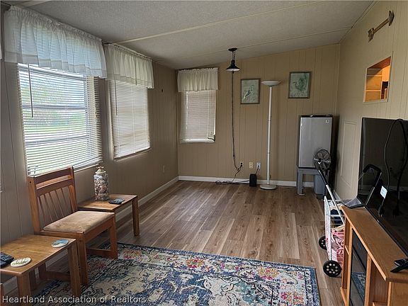 5th image of 3422 New York Ave
