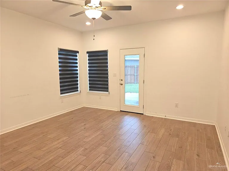 906 S Tecate Dr — Photo 11