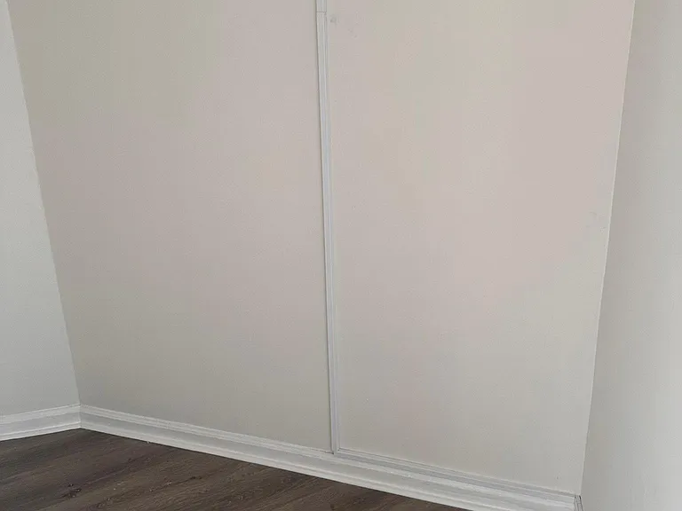 1156 E Broad St #4 — Photo 5