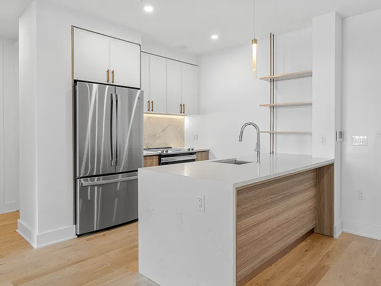 26-41 3rd St #502 — Photo 4