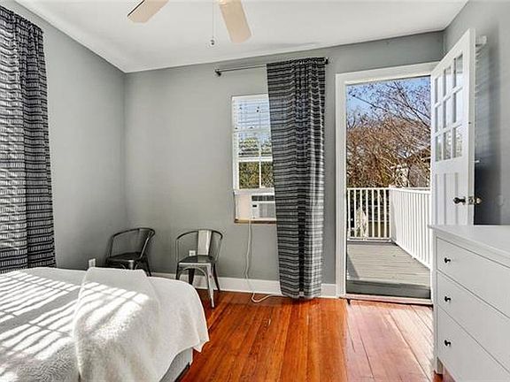 3rd image of 1716 Josephine St