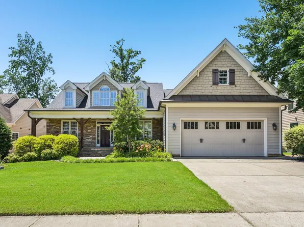 204 Plantation Dr, Youngsville, NC 27596
