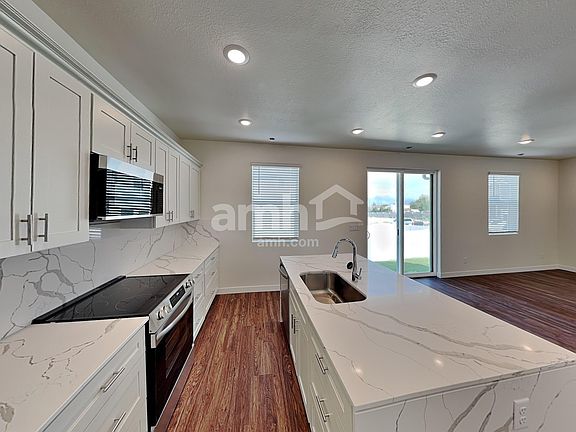 3rd image of 8973 S John Annie Ln