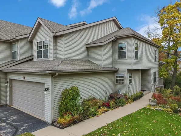 500 Edwards BOULEVARD #35, Lake Geneva, WI 53147
