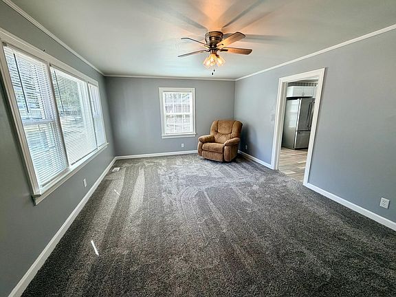 4th image of 2618 Rion St.