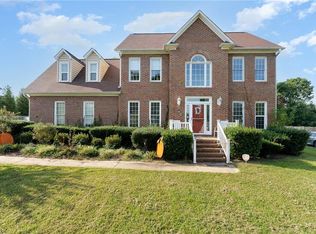 2462 Willard Rd, High Point, NC 27265