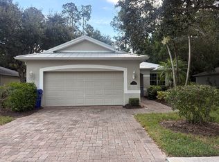590 Kenwood Dr SW, Vero Beach, FL 32968
