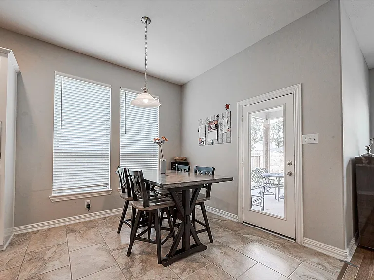 28314 Calaveras Lake Dr — Photo 13