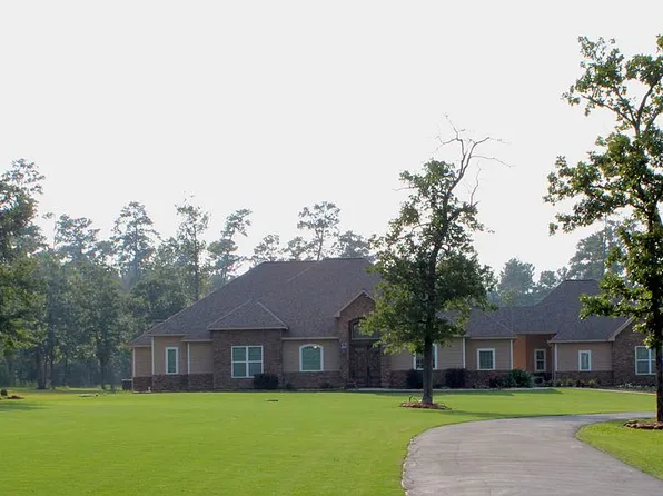 28643 Deer Run St, Montgomery, TX 77356