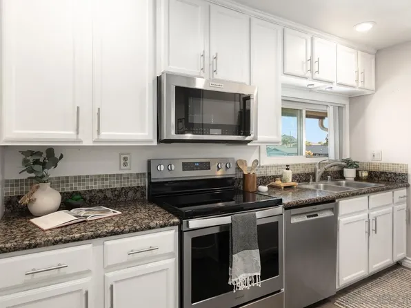 6333 Mount Ada Rd Unit 277, San Diego, CA 92111