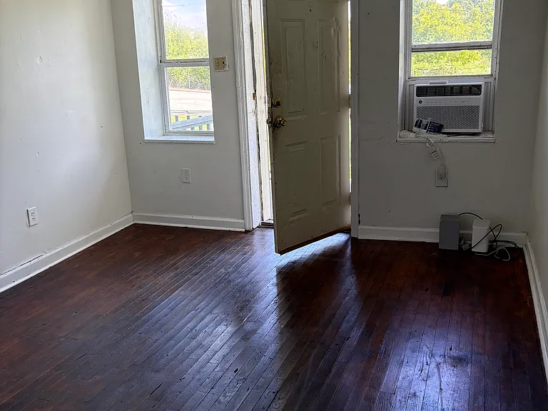 823 Siluria St #825 — Photo 9