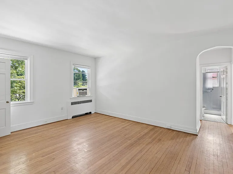 500 Park Ave #2E — Photo 7