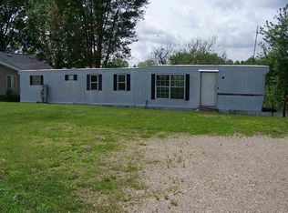 5125 E Armstrong Rd, Leesburg, IN 46538