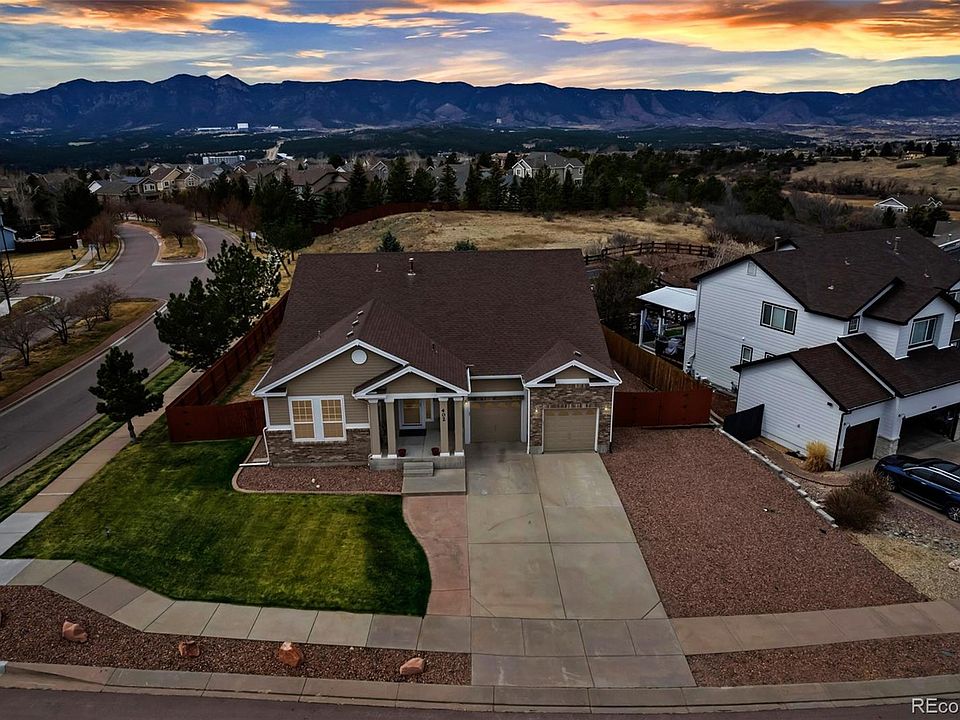 1st image of 402 Coyote Willow Drive