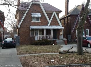 17585 Santa Barbara Dr, Detroit, MI