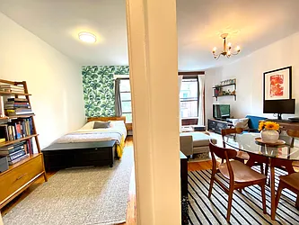 Rented by Harris Philip NYC