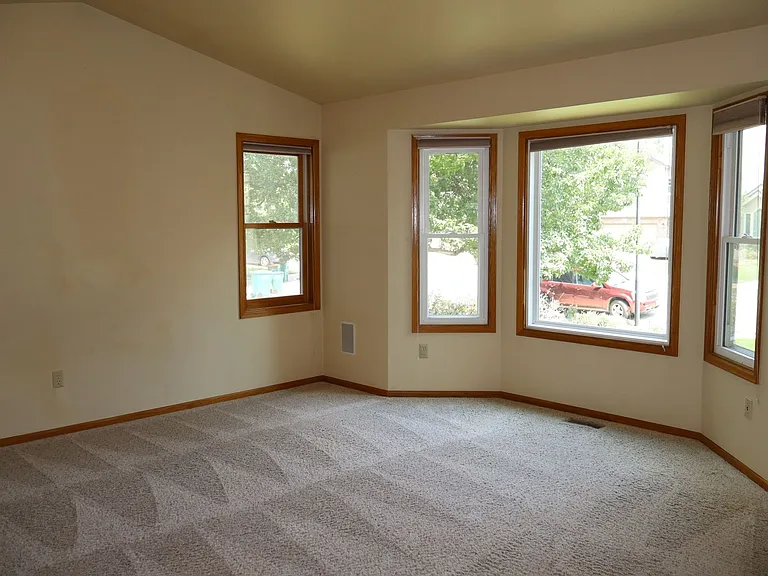 5319 Fairway Six Dr — Photo 3