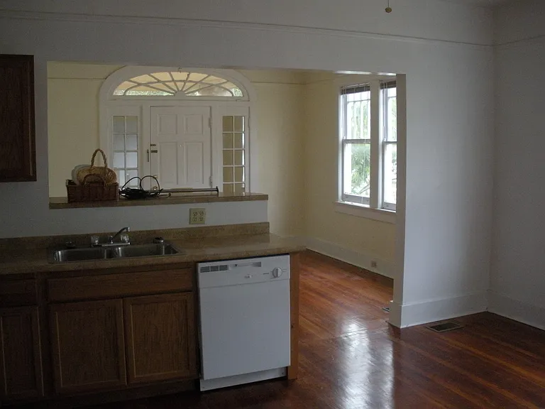 2431 Broadway St #D — Photo 2