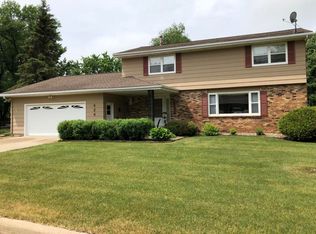 424 Garden Rd, Albert Lea, MN 56007