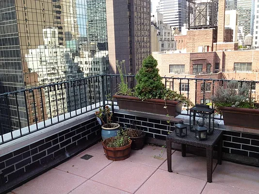 Sold by Keller Williams NYC | media 27