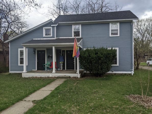 406 Oak St