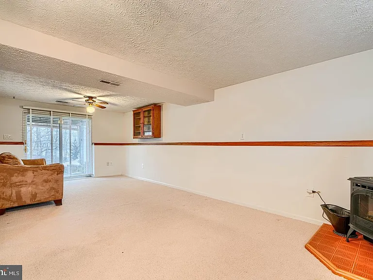 8908 Golden Tree Ln — Photo 19