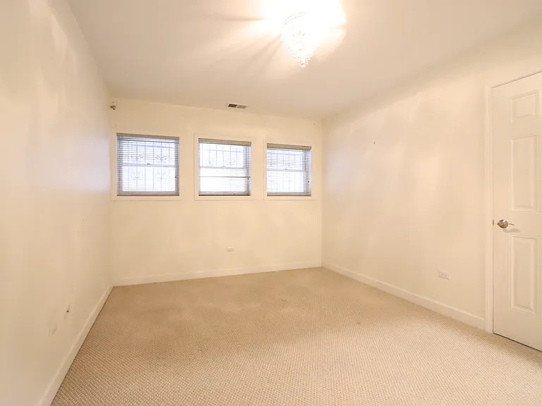 3150 S Prairie Ave #1 — Photo 20